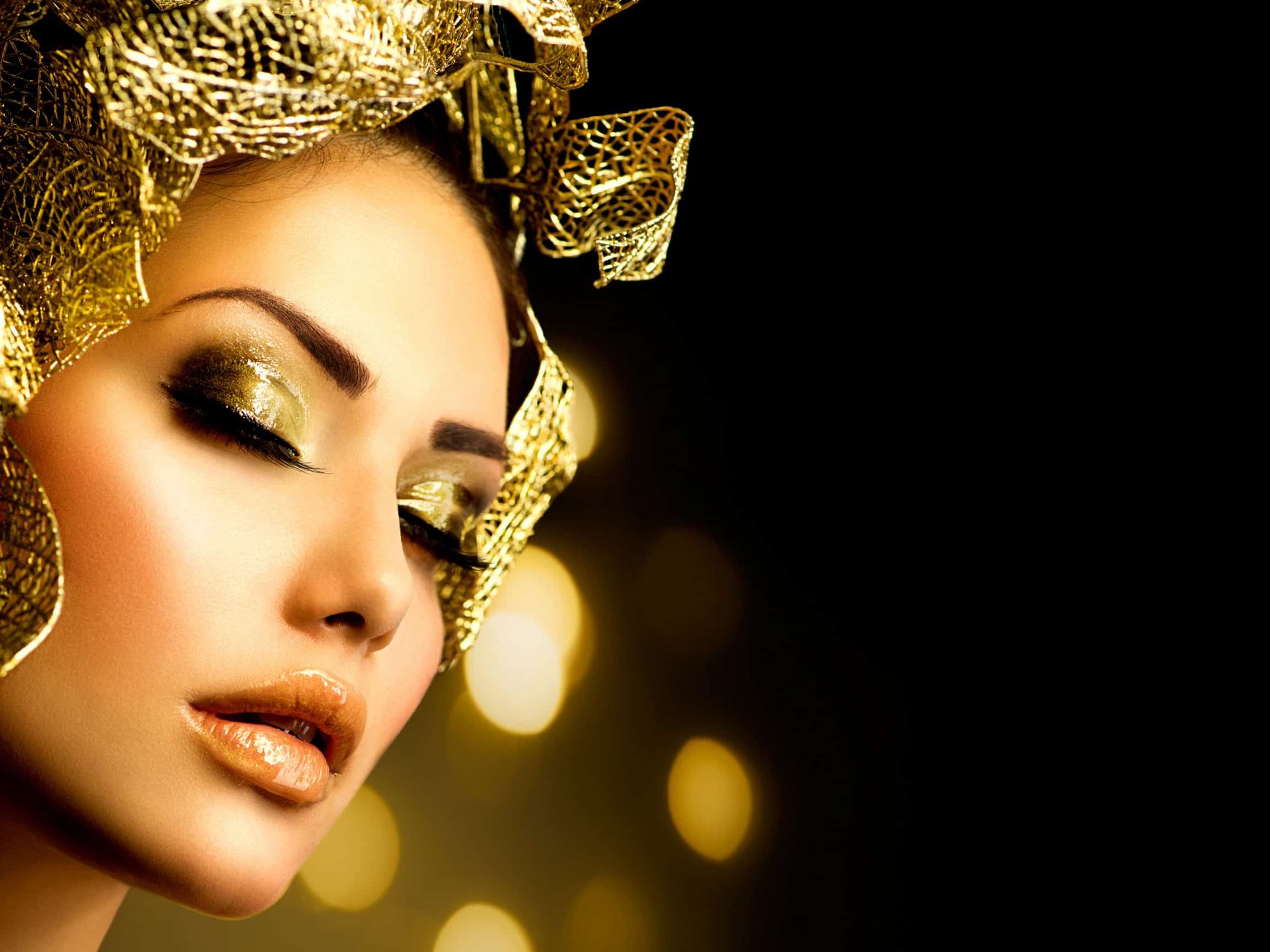 The ReTouch Gold with WOW Fusion luxury facial treatment